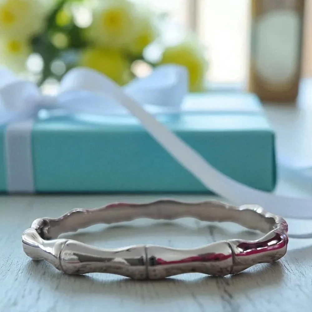 Bamboo Style Silver Tone Hinged Bracelet Sculptural Minimalist 7in